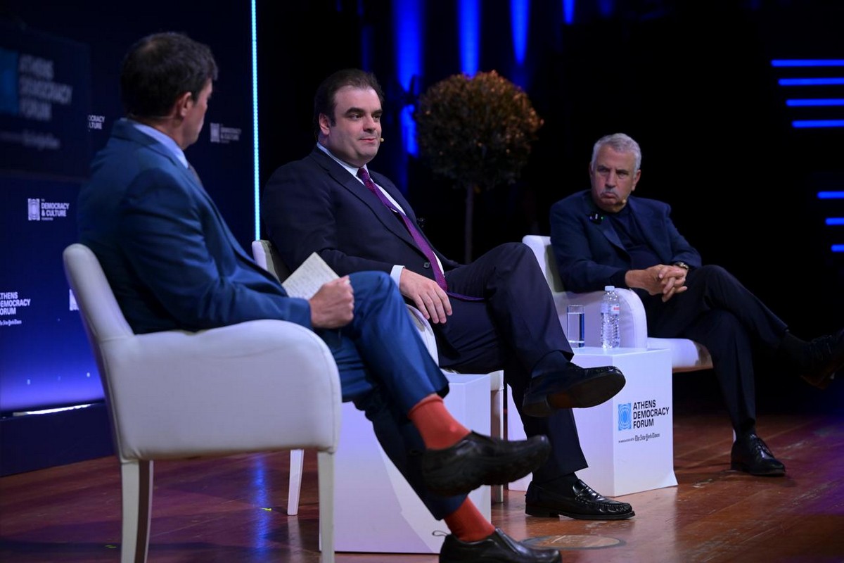 Συζήτηση του Υπουργού Εθνικής Οικονομίας και Οικονομικών και Προέδρου του Eurogroup Κυριάκου Πιερρακάκη με τον αρθρογράφο γνώμης της εφημερίδας «The New York Times», Thomas L. Friedman, στο πλαίσιο του Athens Democracy Forum
