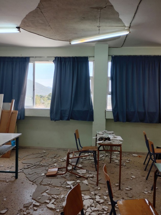 Στο νοσοκομείο μαθητής μετά από πτώση σοβά σε σχολική τάξη στα Βασιλικά – Τι λέει ο αντιδήμαρχος (ΦΩΤΟ)