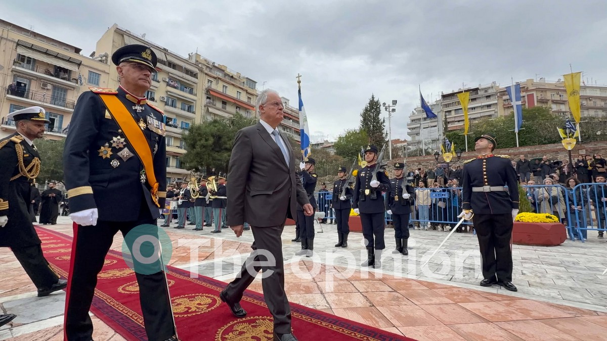 Με λαμπρότητα ο εορτασμός του πολιούχου στην Θεσσαλονικη – Παρουσία ΠτΔ η δοξολογία (ΦΩΤΟ-VIDEO)