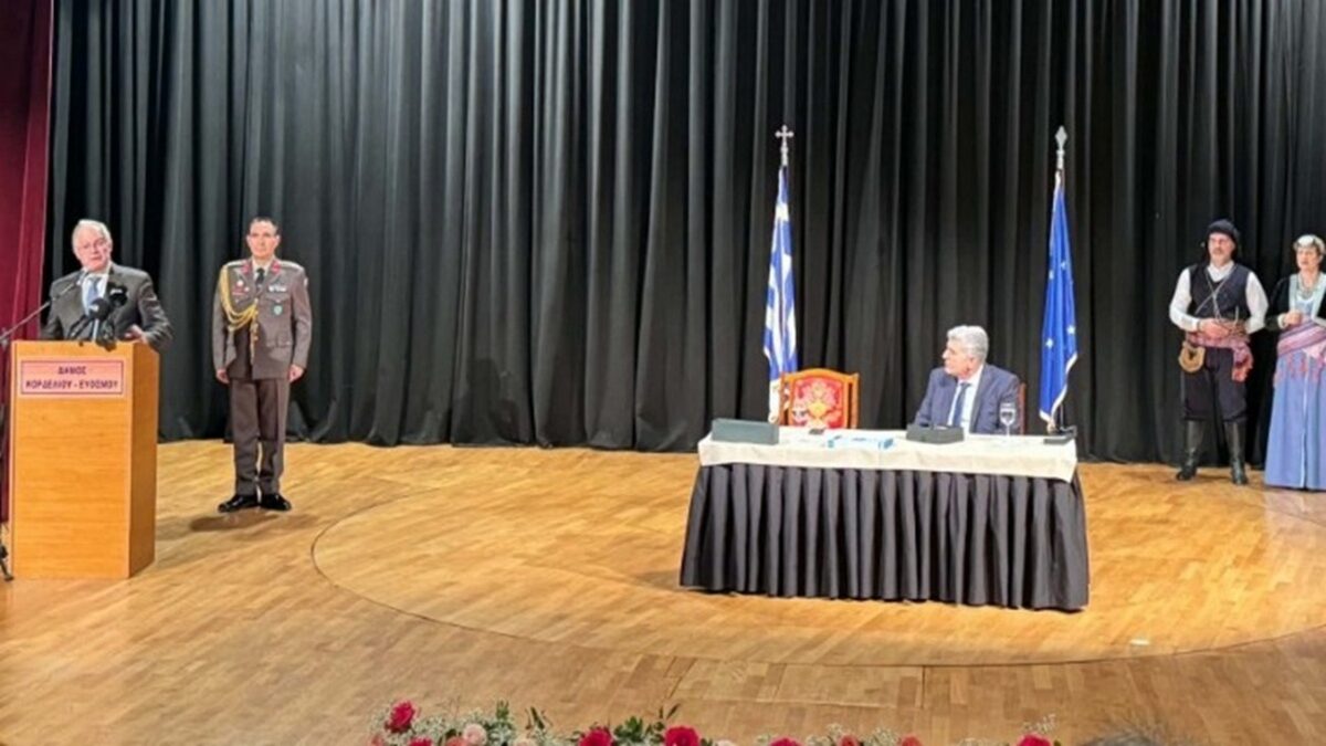 Τασούλας
