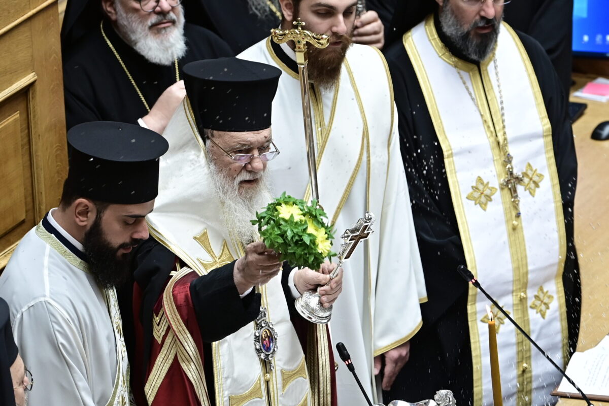 Προϋπολογισμός: Ανάπτυξη 2% το 2026 και 2,3% το 2027 – Τι προβλέπει το προσχέδιο (ΦΩΤΟ)